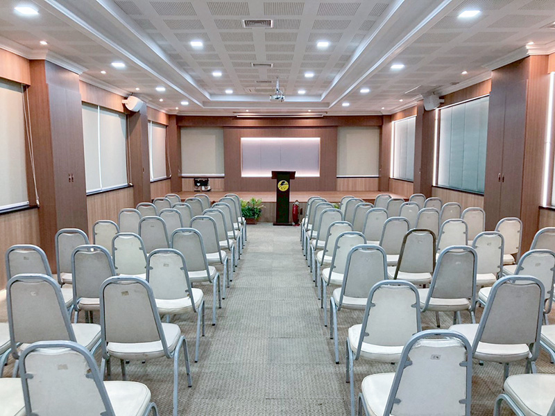 เธียรเตอร์